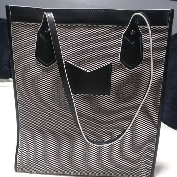 Michael Kors Large Woven Canvas Tote Bag - Picture 3 of 5